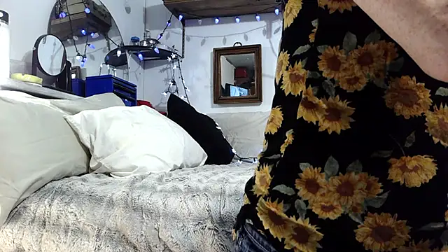 Genevieve143 online show from 03/21/26, 09:29