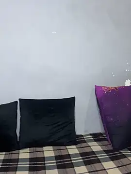 Snapshot of Jumanaa chatting on 10/26/25, 08:15 Jumanaa online show from 10/26/25, 08:15