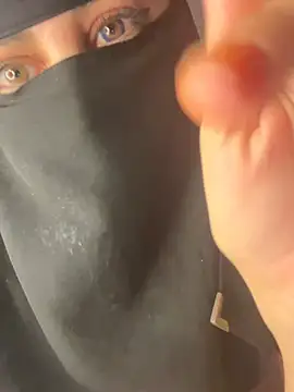 Snapshot of Jumanaa chatting on 02/24/26, 11:03 Jumanaa online show from 02/24/26, 11:03