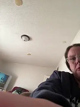 velvetta  online show from 01/09/25, 01:45