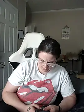 velvetta  online show from 03/13/25, 09:26