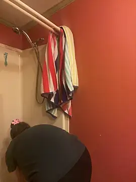 velvetta  online show from 09/22/25, 08:22