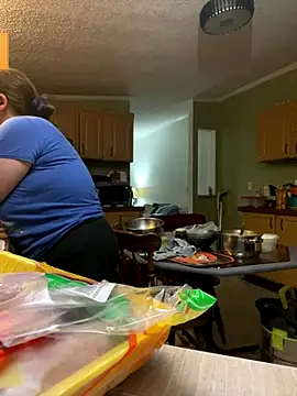 velvetta  online show from 10/13/25, 10:32