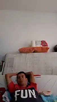 josehot151515 online show from 01/10/25, 06:49