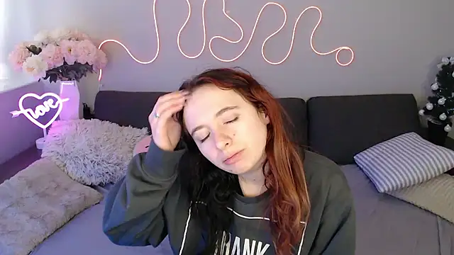 Mini Diva online show from 01/09/26, 09:12