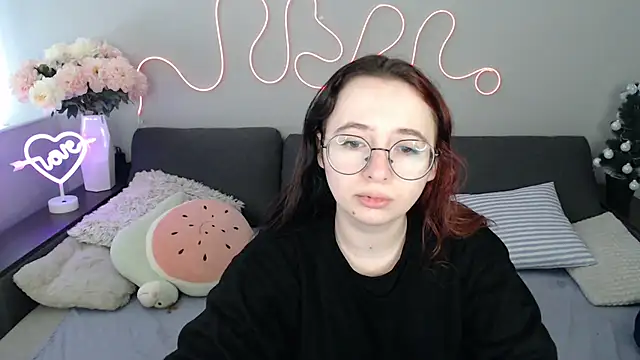 Mini Diva online show from 01/19/26, 09:35