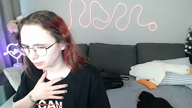 Mini Diva online show from 03/27/26, 09:21