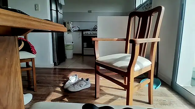 nicolaaaaas online show from 03/04/25, 01:06