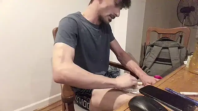 Snapshot of nicolaaaaas chatting on 03/13/25, 06:58 nicolaaaaas online show from 03/13/25, 06:58