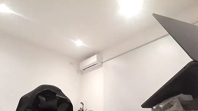 nicolaaaaas online show from 09/09/25, 10:20