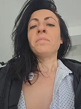 lovewildguy1 online show from 04/11/26, 06:29