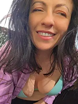 lovewildguy1 online show from 04/24/26, 06:38