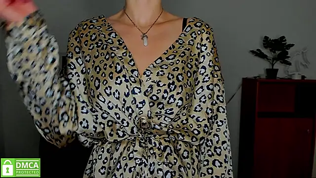 annakillianox online show from 10/24/25, 05:26