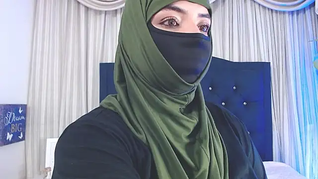 Snapshot of Uzra_hayed chatting on 12/21/24, 01:36 Uzra hayed online show from 12/21/24, 01:36