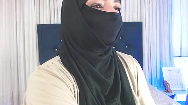 Snapshot of Uzra_hayed chatting on 01/30/25, 10:51 Uzra hayed online show from 01/30/25, 10:51