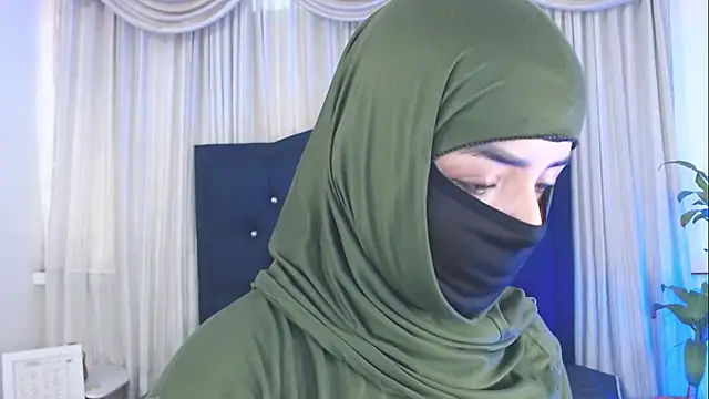 Uzra hayed online show from 11/19/25, 08:53