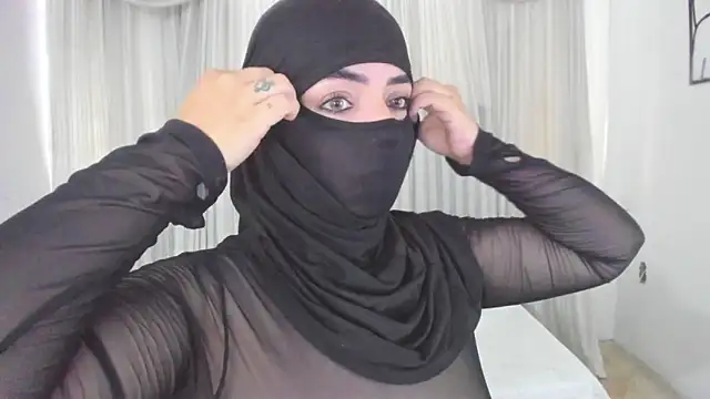 Snapshot of Uzra_hayed chatting on 05/27/26, 03:09 Uzra hayed online show from 05/27/26, 03:09