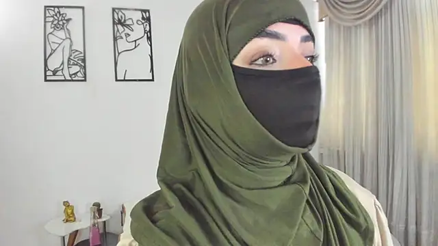 Uzra hayed online show from 07/28/26, 03:21
