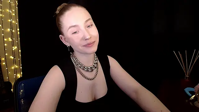 SindiWatsoon online show from 03/28/26, 07:24