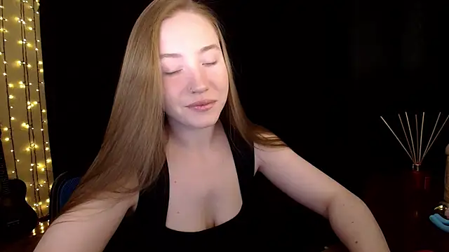 SindiWatsoon online show from 04/17/26, 04:54