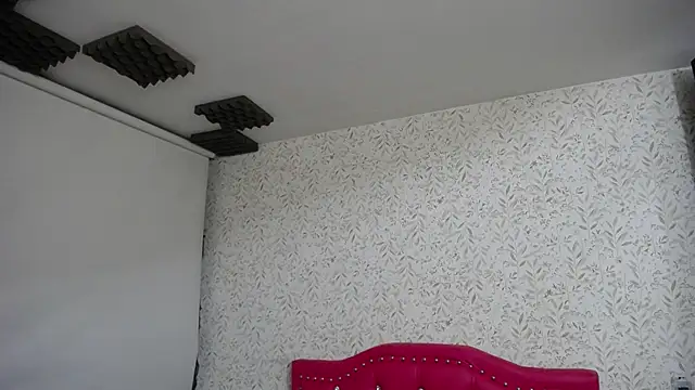 luly pink online show from 01/09/26, 03:31