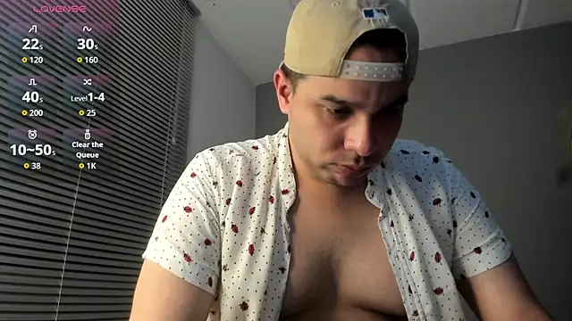 Latin boy surprisee online show from 02/14/26, 01:24