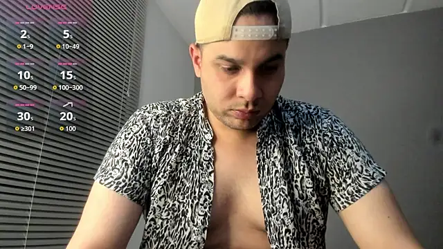 Latin boy surprisee online show from 06/09/26, 12:22