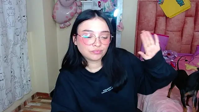 nahia  2 online show from 02/19/25, 05:38