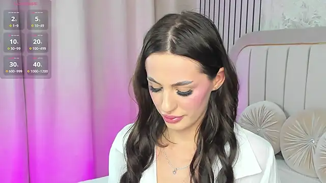 Jelisse Jones online show from 01/17/25, 03:43