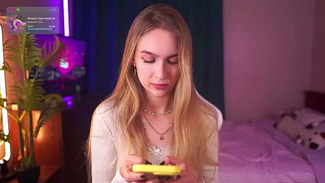 Kamila icee online show from 10/10/25, 07:57