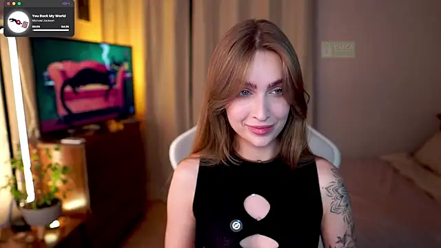 Kamila icee online show from 07/17/26, 09:41