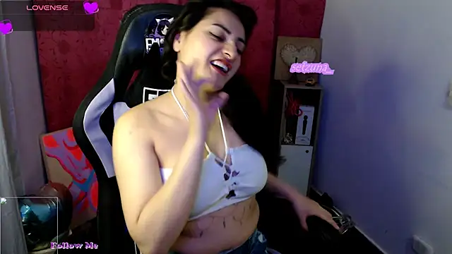 setzuna  online show from 02/19/25, 11:57