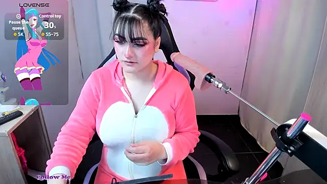 setzuna  online show from 11/28/25, 01:41