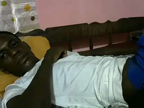 Bigras0011 online show from 12/05/24, 02:42