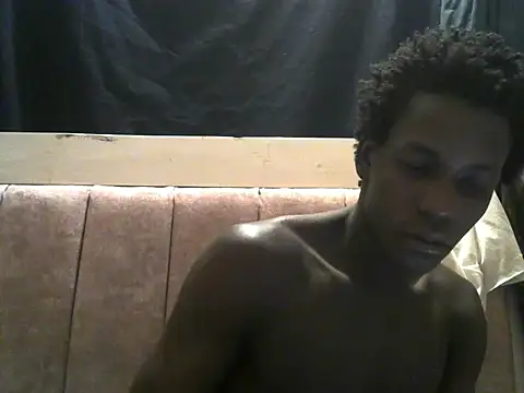 Snapshot of Bigras0011 chatting on 07/03/26, 09:16 Bigras0011 online show from 07/03/26, 09:16