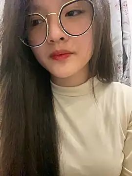 Krixxi22 online show from 12/14/24, 02:53