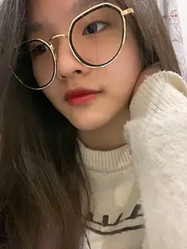 Krixxi22 online show from 02/05/25, 02:59