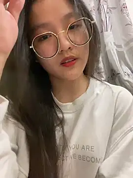 Krixxi22 online show from 03/03/25, 03:09