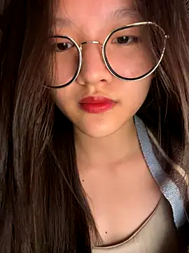 Krixxi22 online show from 10/01/25, 02:34