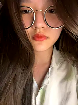 Krixxi22 online show from 10/12/25, 02:16