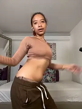 Snapshot of rubi_star chatting on 11/04/25, 05:01 rubi star online show from 11/04/25, 05:01