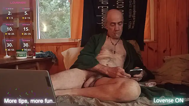 papifacu online show from 10/20/25, 12:27