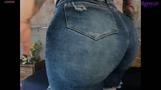 Scarlett grey1 online show from 12/30/24, 12:00