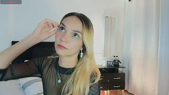 MeganLorensx online show from 04/07/26, 08:42