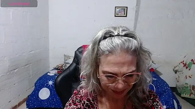 Snapshot of Giorgia_xue53 chatting on 12/11/24, 08:04 Giorgia xue53 online show from 12/11/24, 08:04