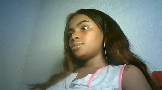 Snapshot of Bellabeltrann chatting on 12/19/24, 07:07 Bellabeltrann online show from 12/19/24, 07:07