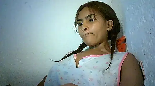 Snapshot of Bellabeltrann chatting on 01/18/25, 11:54 Bellabeltrann online show from 01/18/25, 11:54