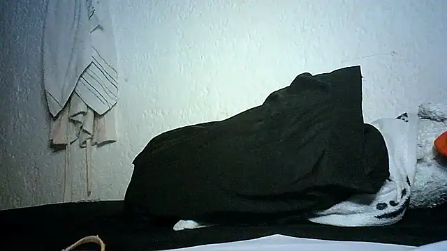 Bellabeltrann online show from 11/28/25, 11:51