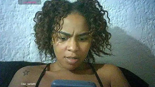 Snapshot of Bellabeltrann chatting on 05/28/26, 01:52 Bellabeltrann online show from 05/28/26, 01:52