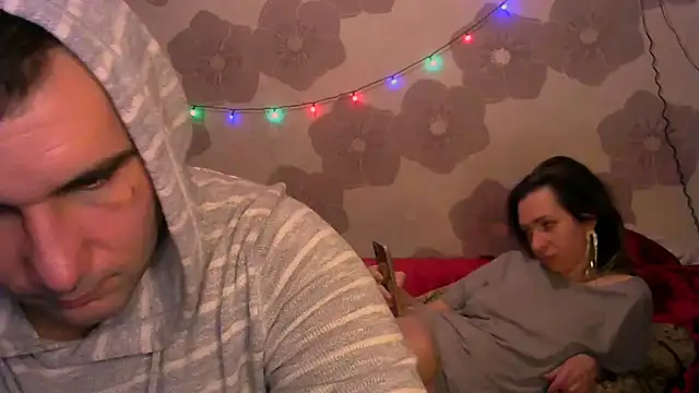 John Daenerys online show from 12/21/25, 07:32